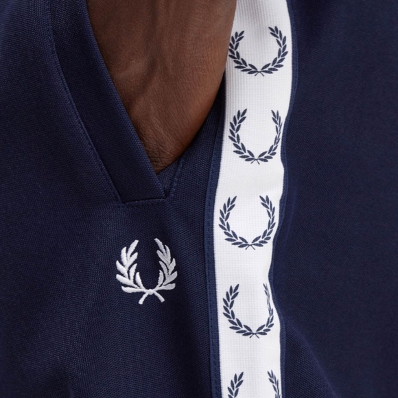 Fred Perry Track Pants in Navy Blue - Size Medium - M4620 - MSRP $110 - BNWT - Picture 1 of 6